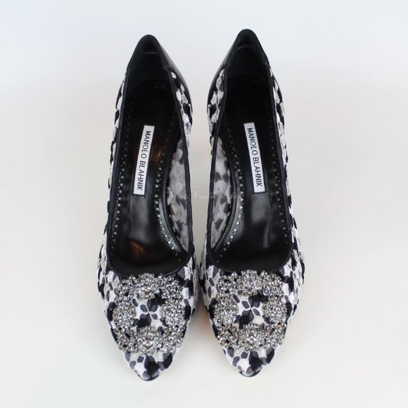 NEW MANOLO BLAHNIK Hangisi Mid-Heel Satin & Lace Pumps - Picture 6 of 13